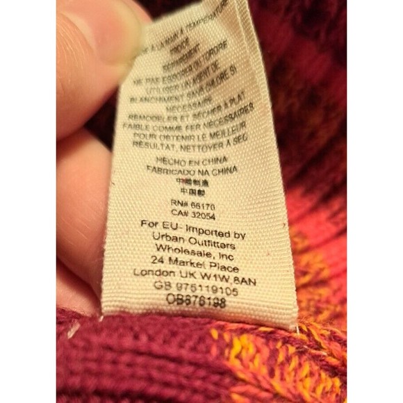 Free People Close to Me Red Turtleneck Sweater Flare Fringe Sleeve Size Large - Picture 13 of 13